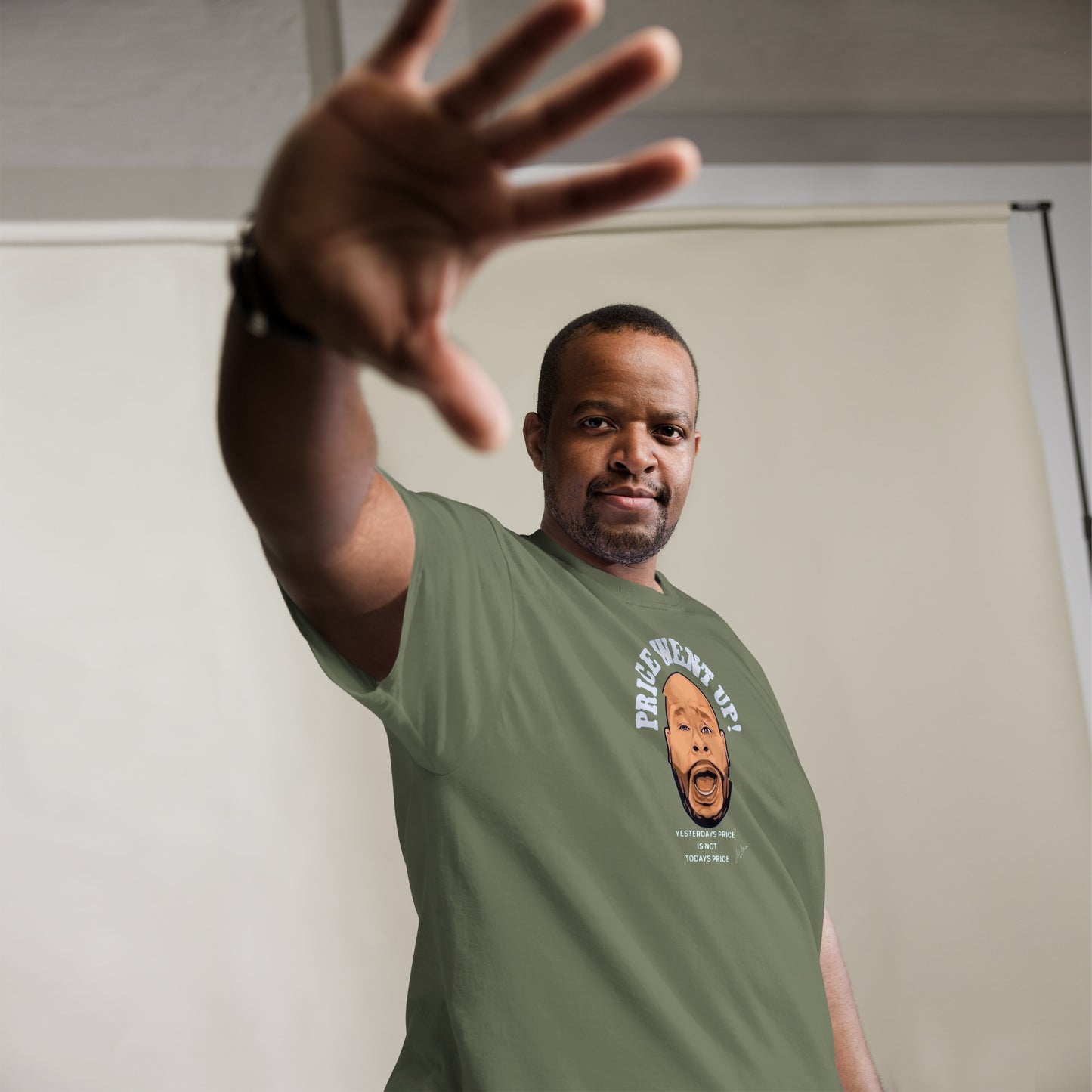 Yesterdays Price Men's classic tee - LeMack