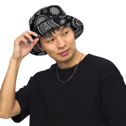 Reversible Black Paisley bucket hat