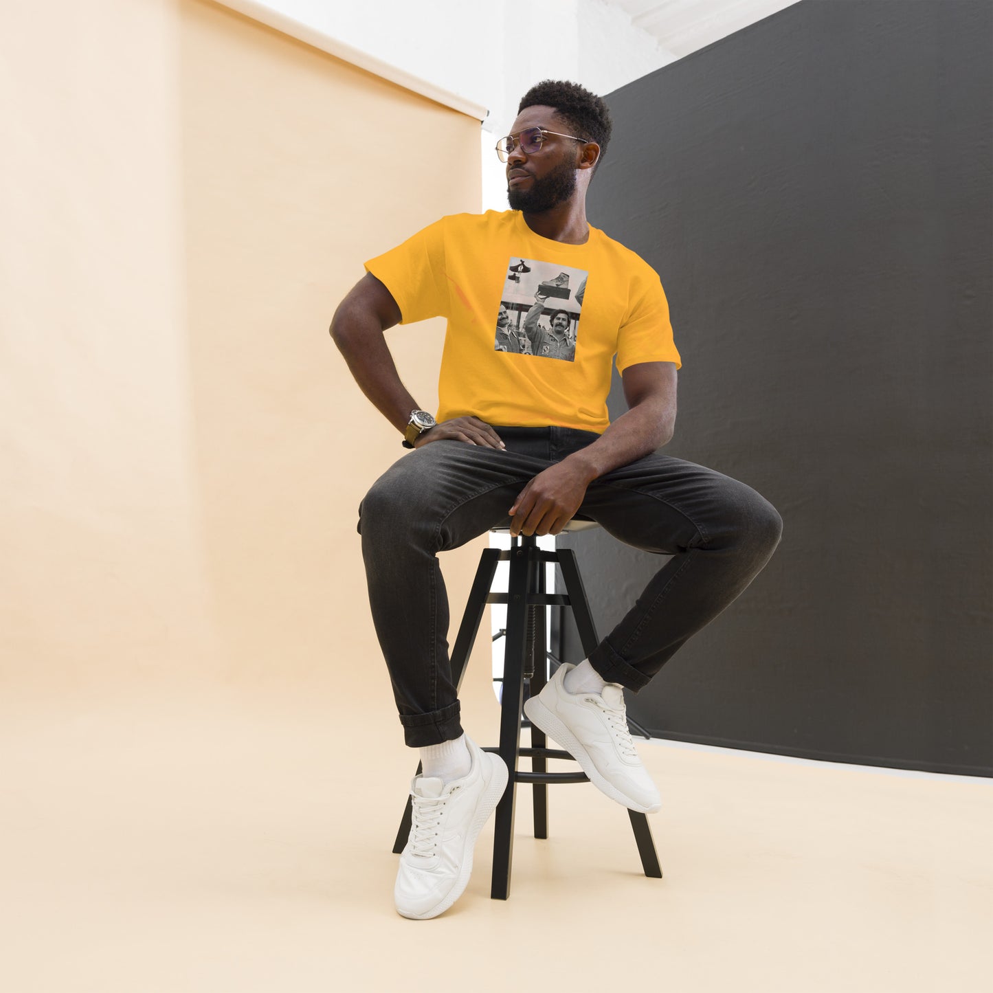 Pablo Sneaker Head Men's classic tee