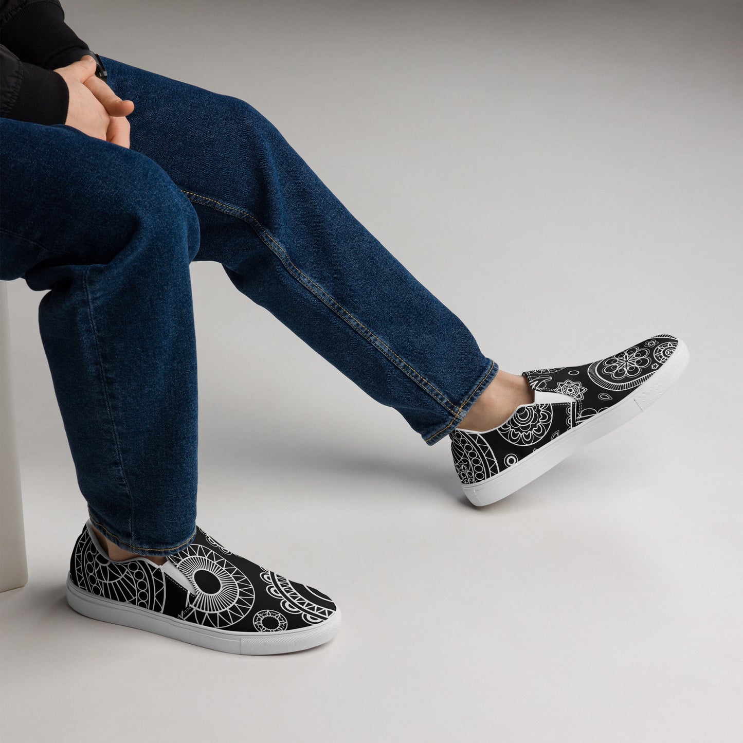 Men’s Black Paisley slip-on canvas shoes